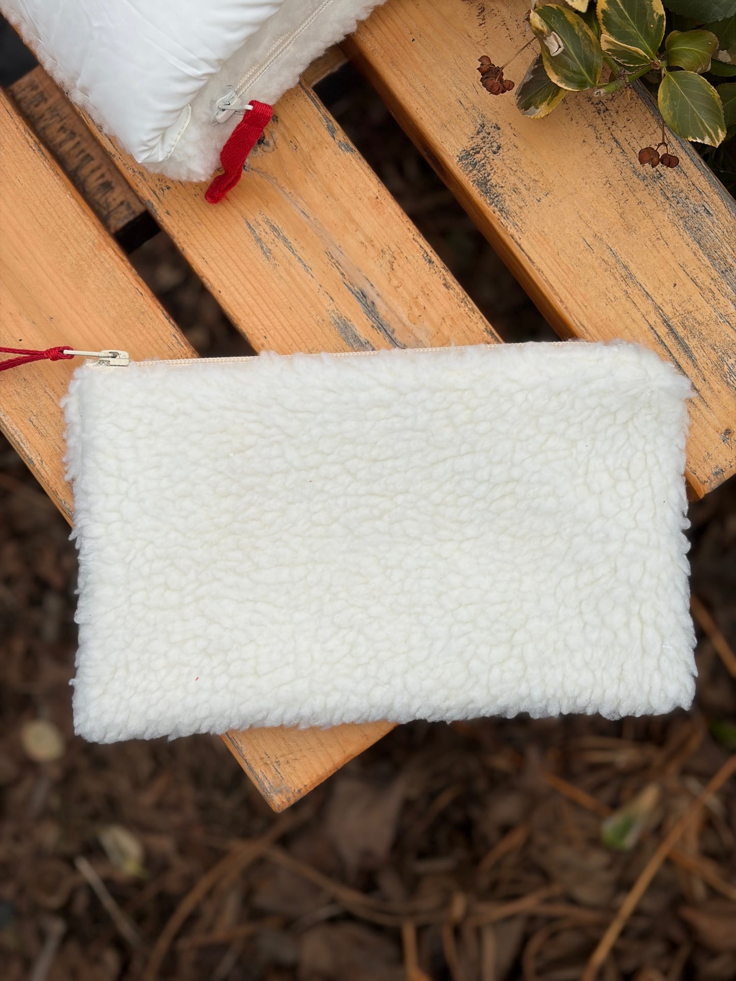 Sherpa Clutch Wristlet Pouch maple leaf