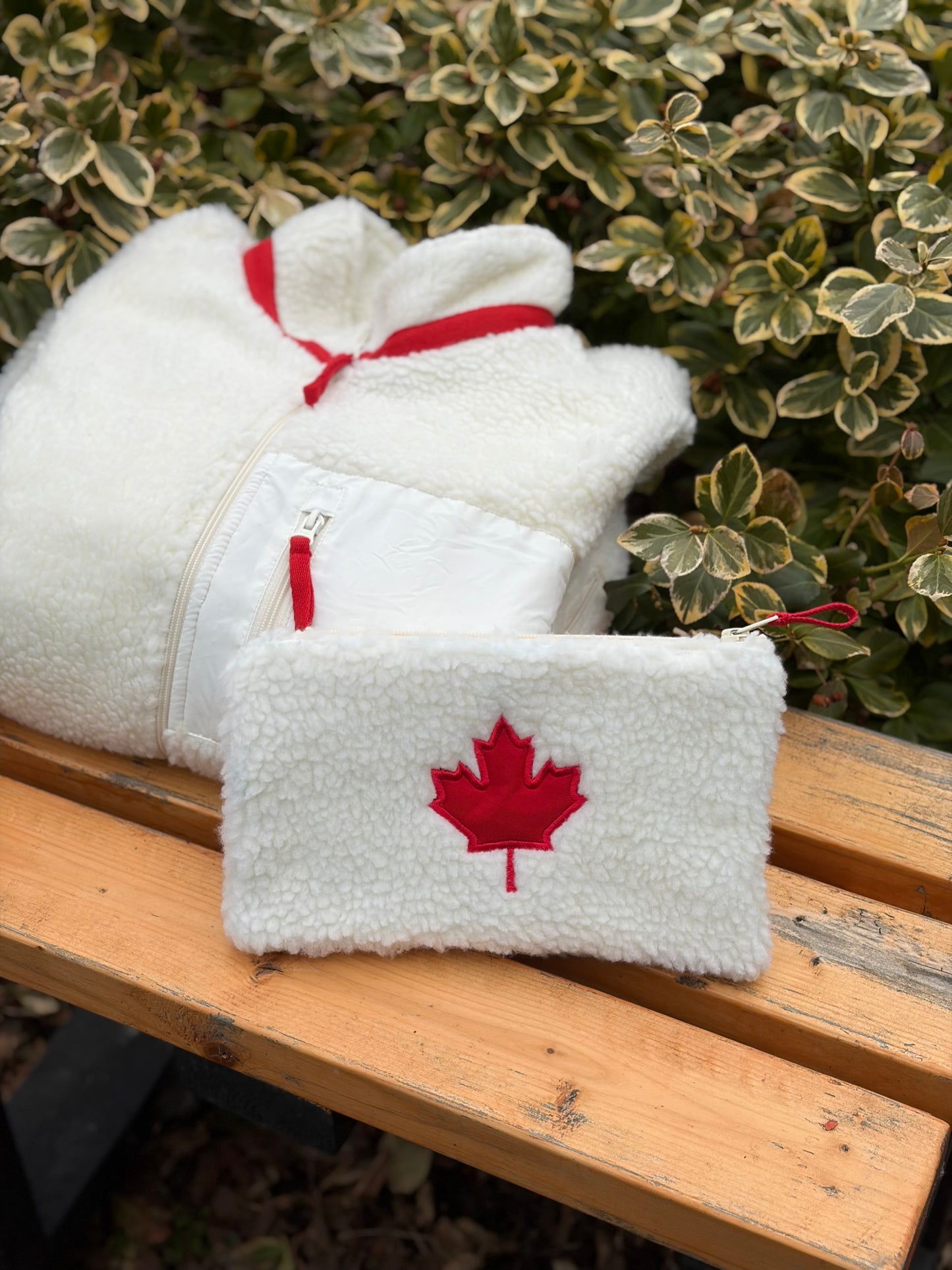 Sherpa Clutch Wristlet Pouch maple leaf